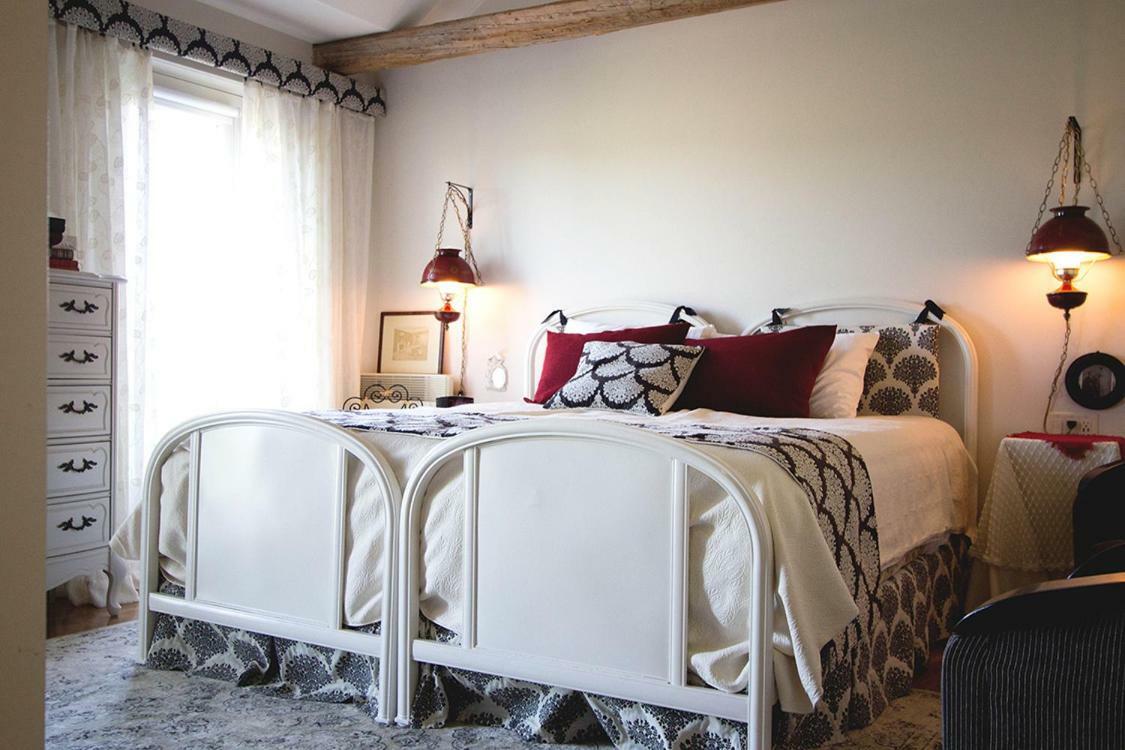Les Ancetres Auberge & Restaurant St-Pierre-de-l'Île-d'Orléans Eksteriør bilde